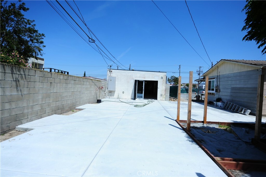 Property Photo:  4518 W 1st Street  CA 92703 
