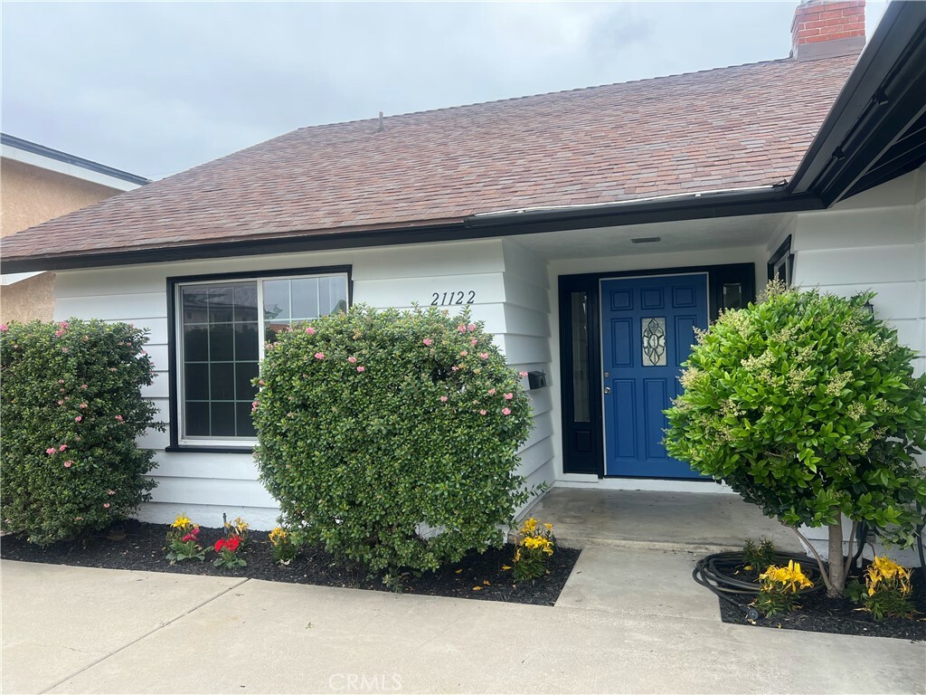 Property Photo: 21122 Amberwick Lane CA 92646