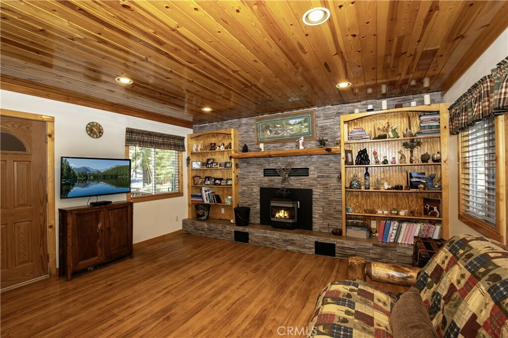 Property Photo: 33451 Wild Rose Drive CA 92341