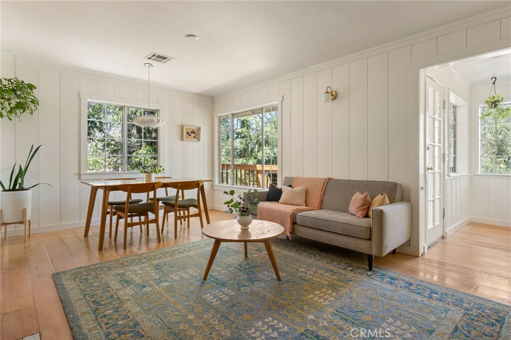 Property Photo: 963 Chateau Drive CA 92325