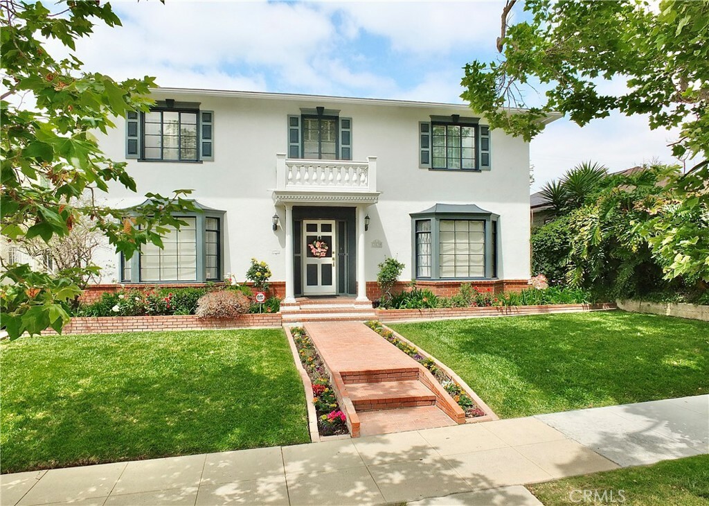 Property Photo: 3835 California Ave CA 90807