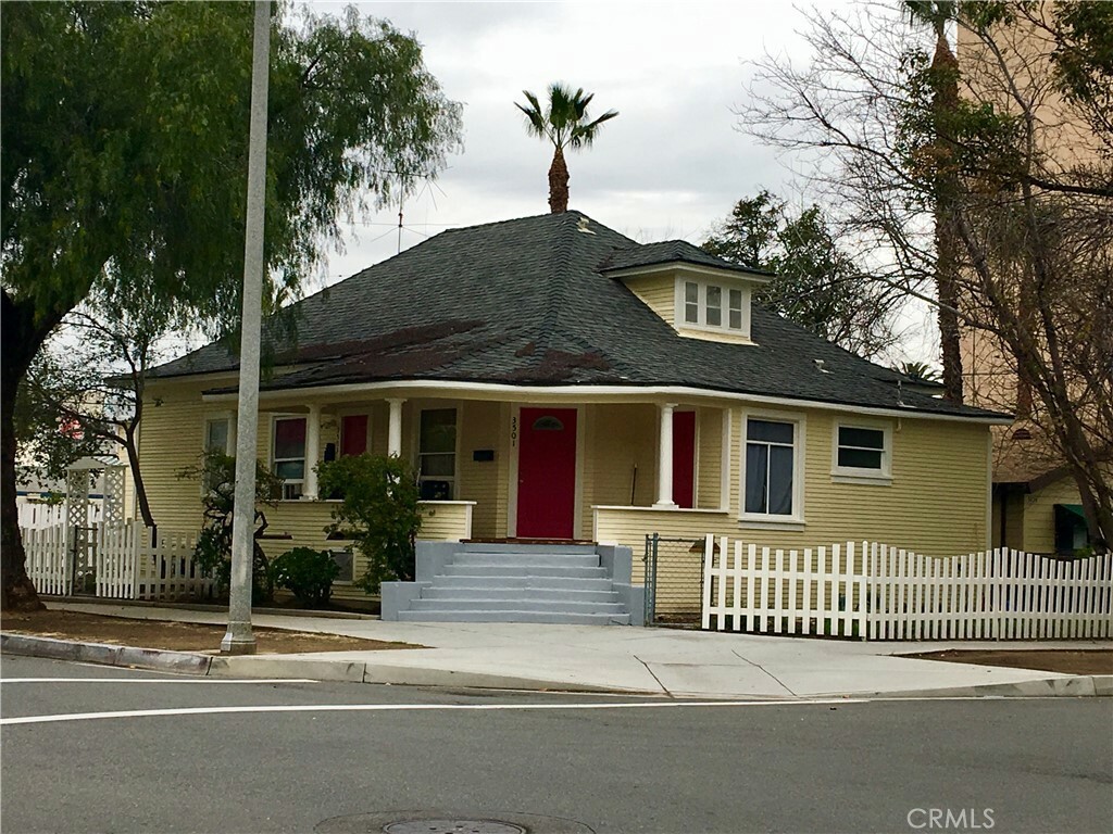 Property Photo:  3499 Lemon Street  CA 92501 