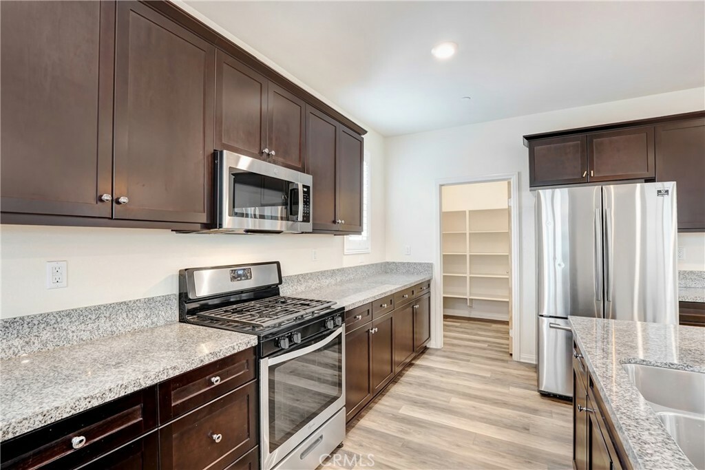 Property Photo: 9126 Foster Lane CA 91311