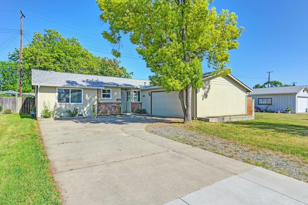 Property Photo: 2627 Ellenbrook Drive CA 95670