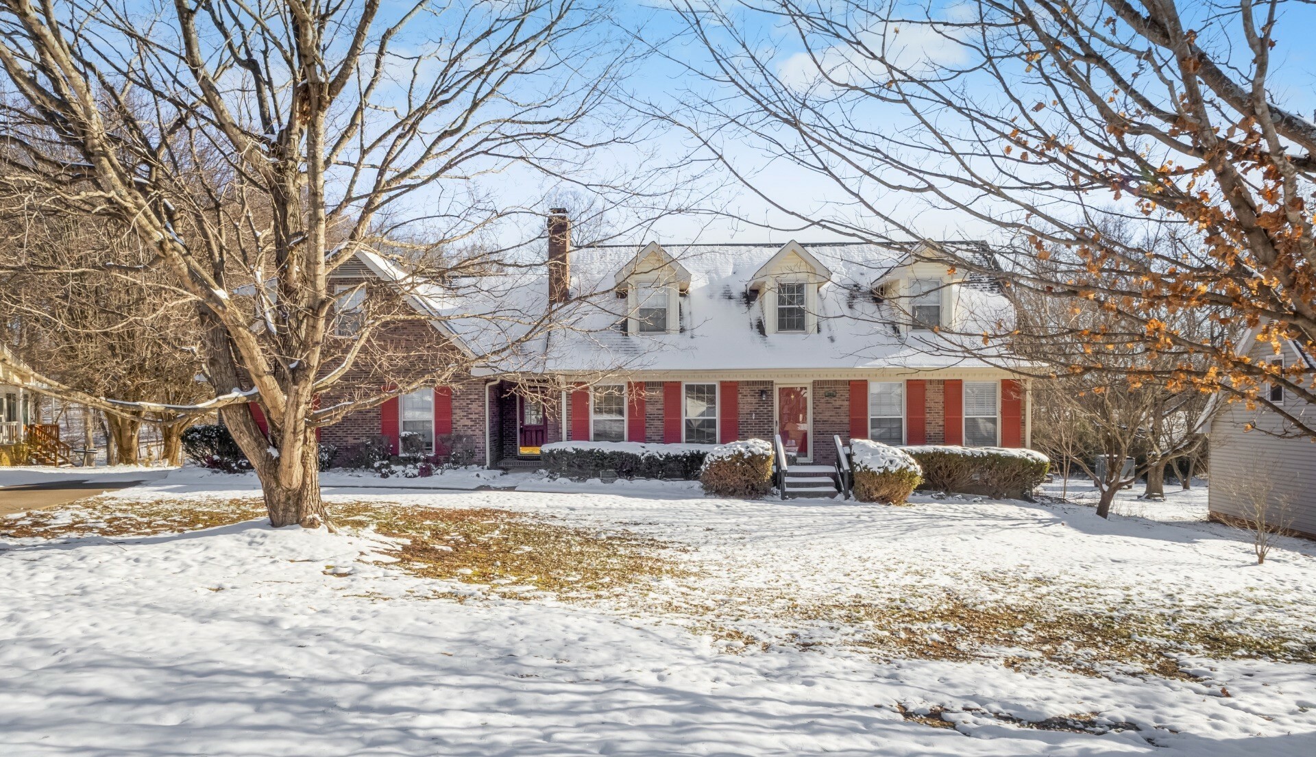 Property Photo: 908 Hunter Ln TN 37043