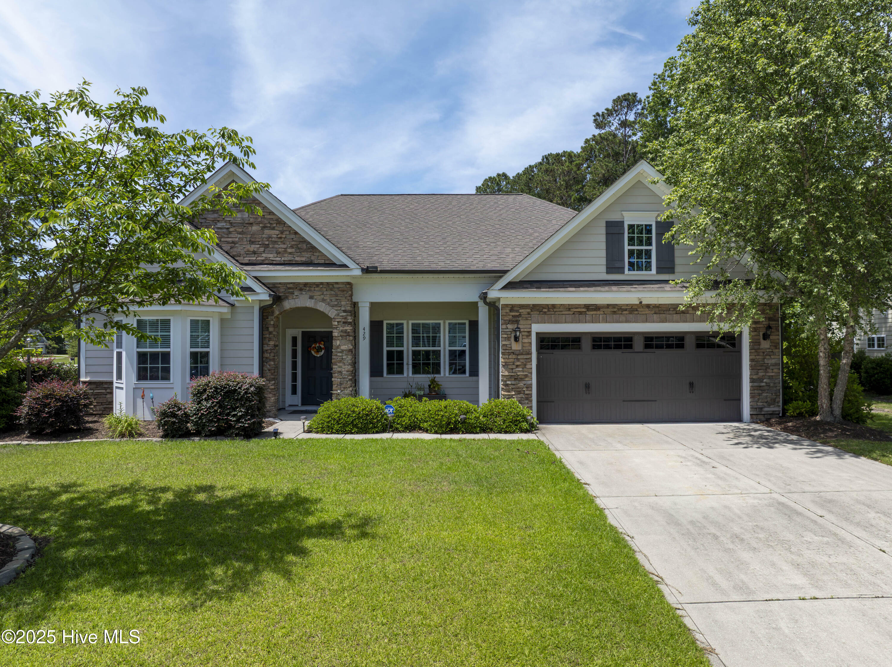 Property Photo: 429 Canvasback Lane NC 28460