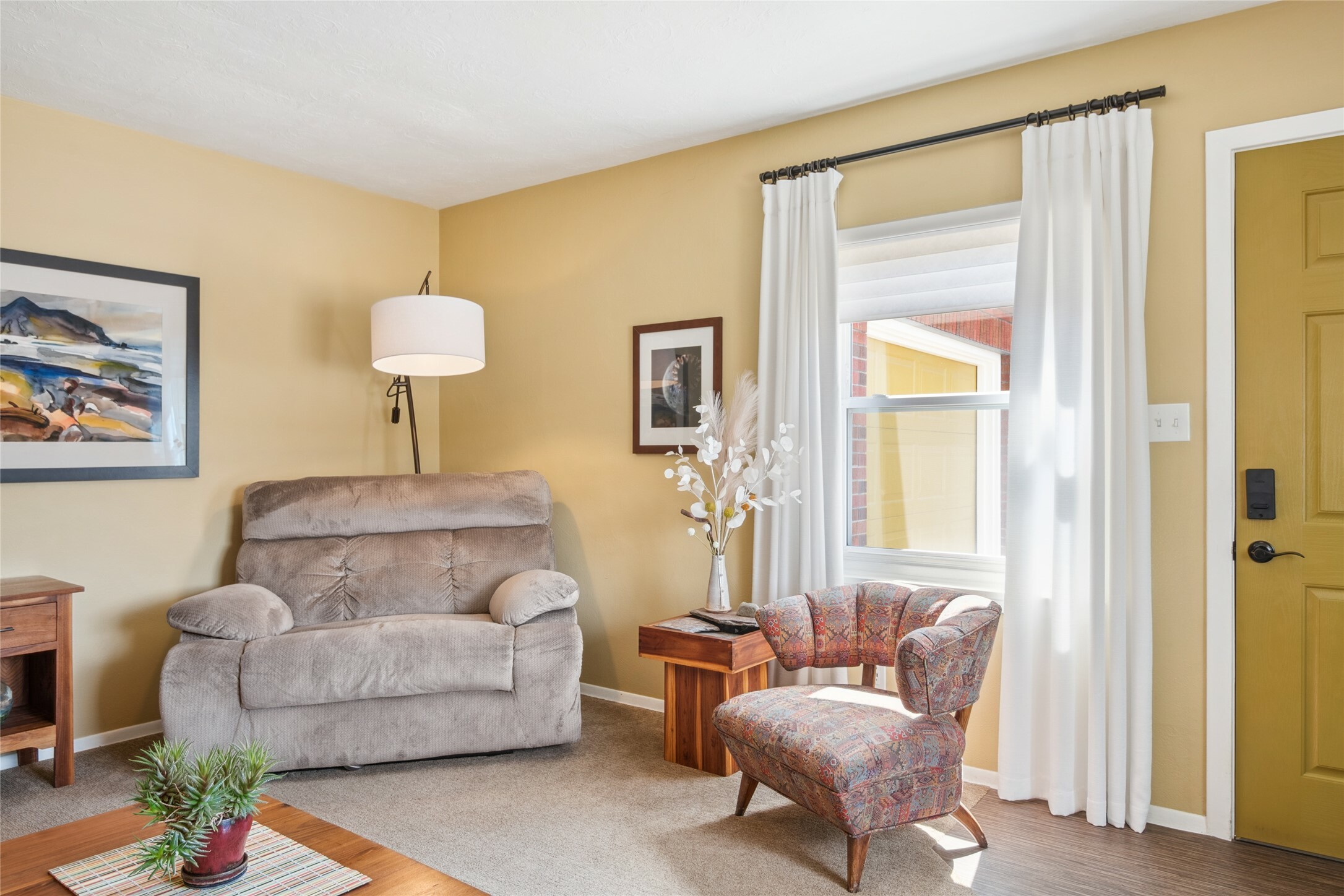 Property Photo: 1702 Bancroft Street MT 59801