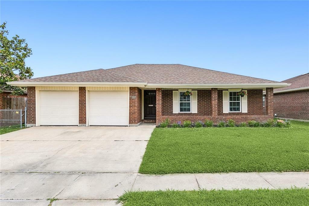 Property Photo: 233 Sugarpine Drive LA 70056