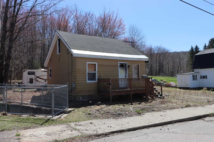 Property Photo: 812 Kent Street NH 03570