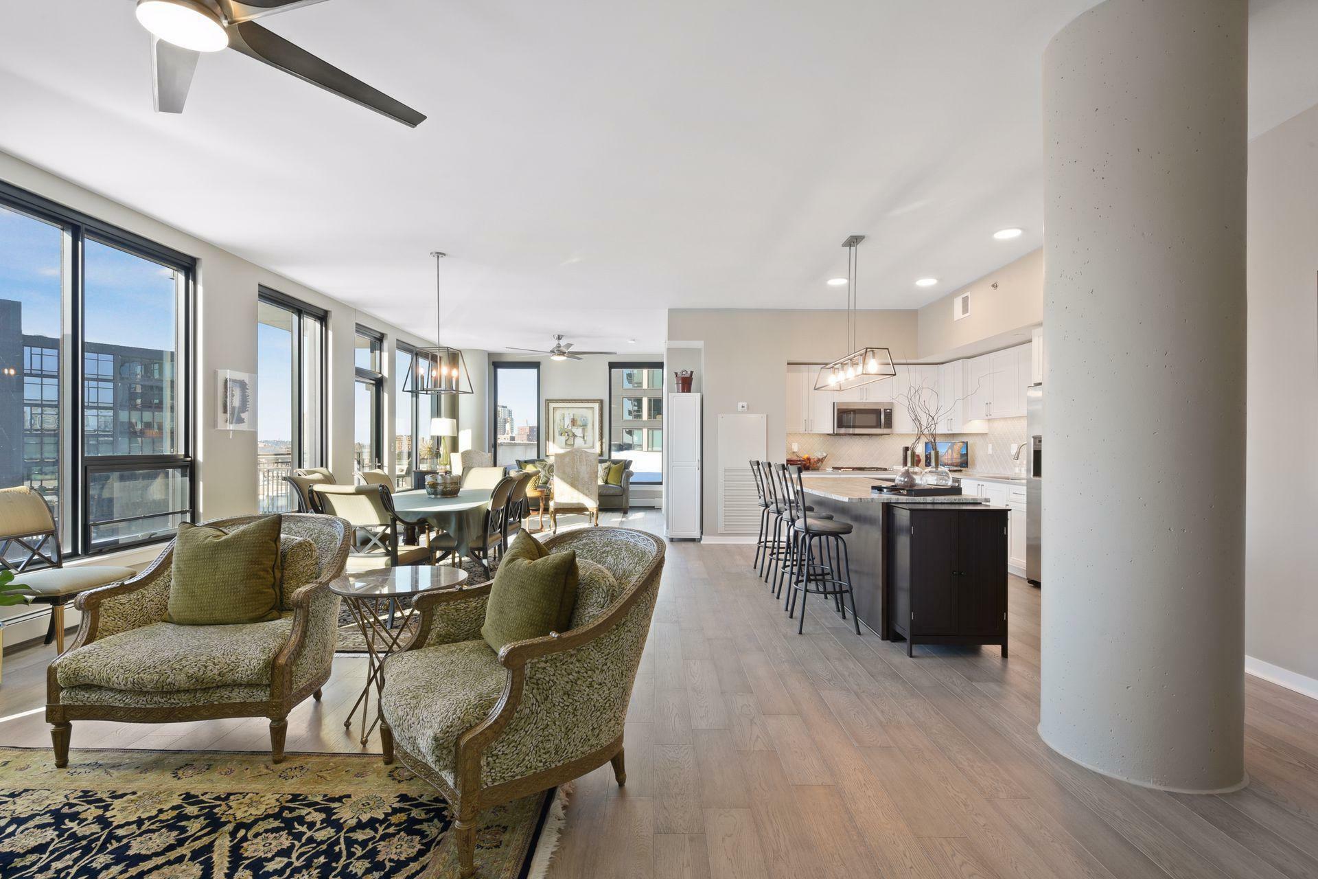 Property Photo: 1240 S 2nd Street 906 MN 55415