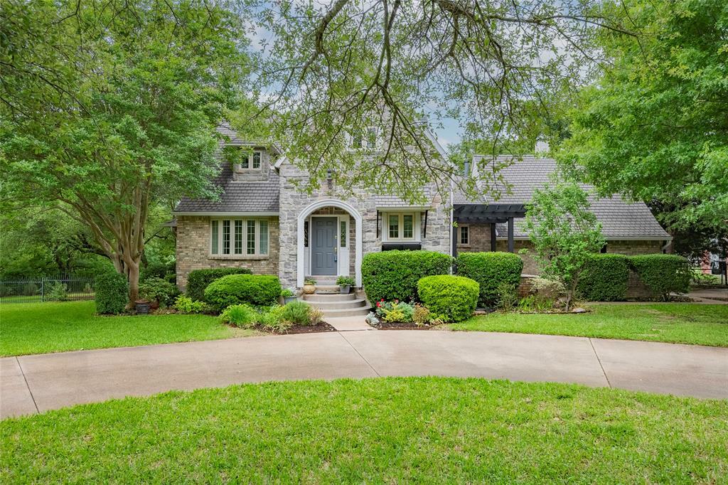 Property Photo: 1120 Broadhead Road TX 75165