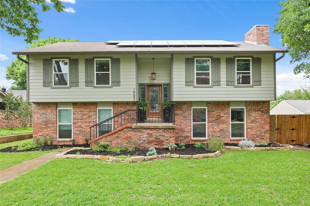 Property Photo: 1903 Linda Lane TX 75081