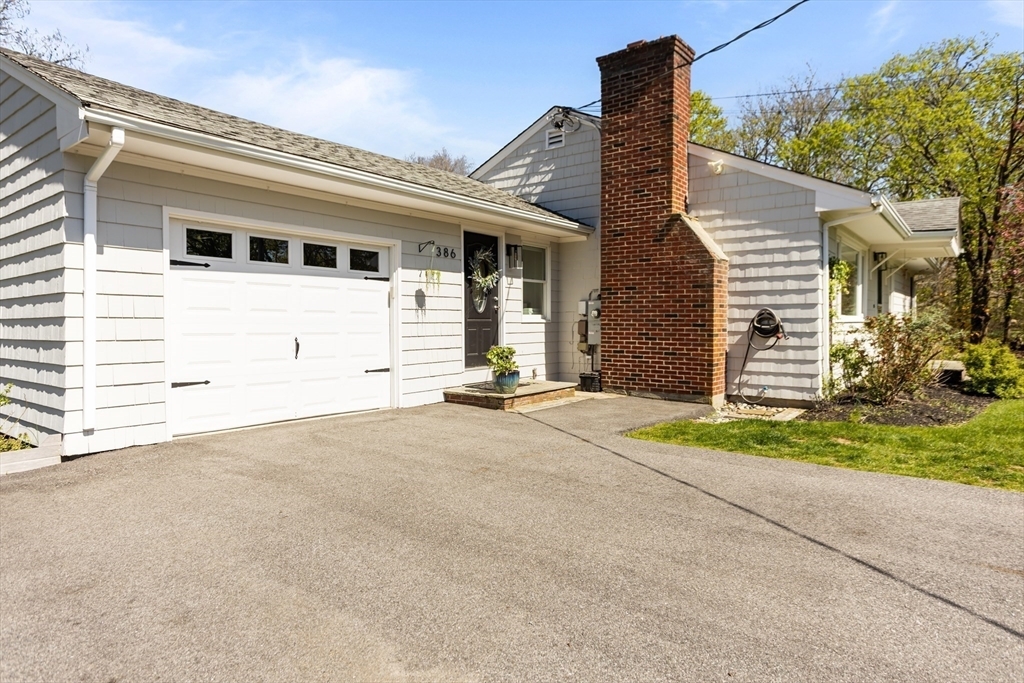 Property Photo: 386 Stone Church RI 02878