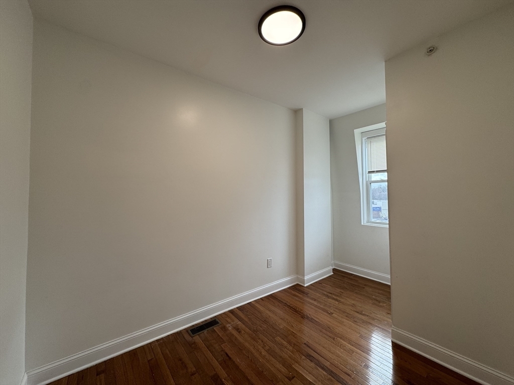 Property Photo: 314 Warren St. 3 MA 02119