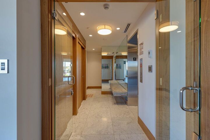 Property Photo: 738 1 Avenue SW 412 AB T2P 5G8
