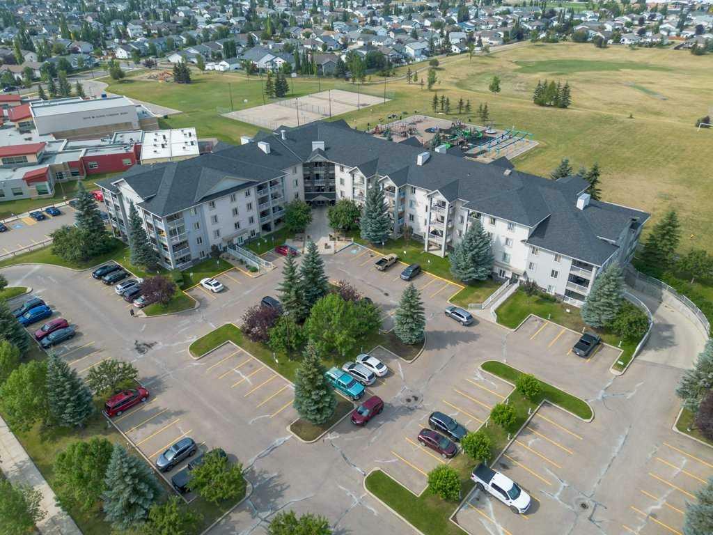 Property Photo: 60 Lawford Avenue 411 AB T4R 3E9