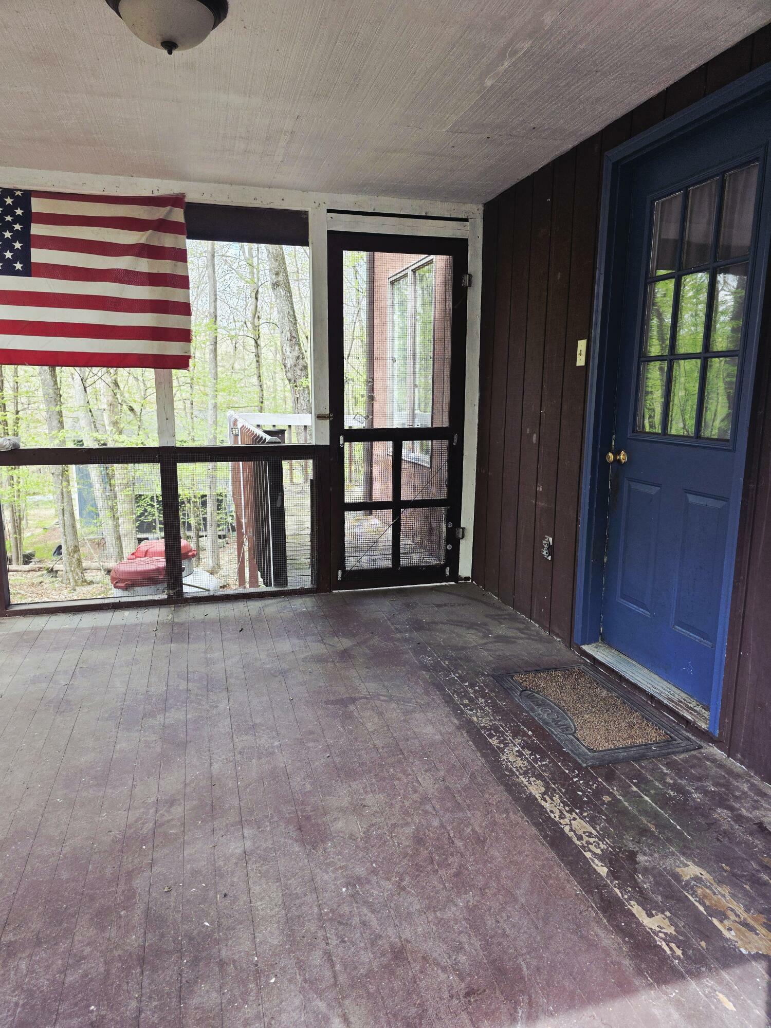 Property Photo: 225 Regent Street PA 18324