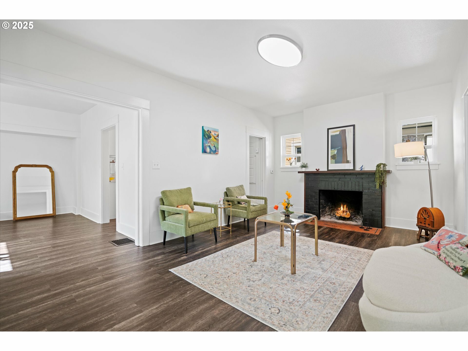 Property Photo: 1605 SE 46th Ave OR 97215
