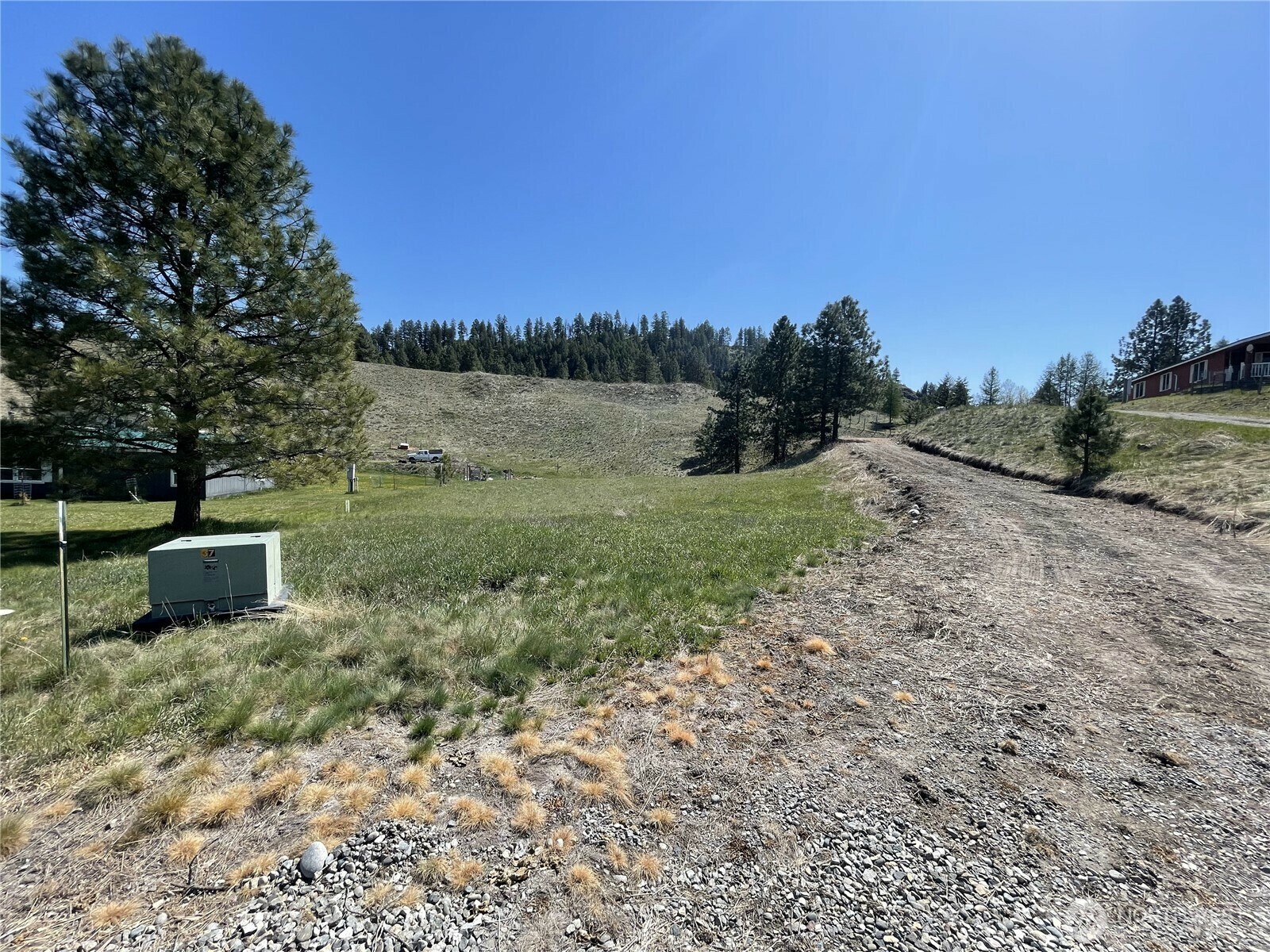Property Photo: 8 Killdeer Court WA 99166
