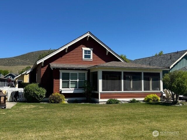 Property Photo: 103 Shenanigan Lane WA 98844