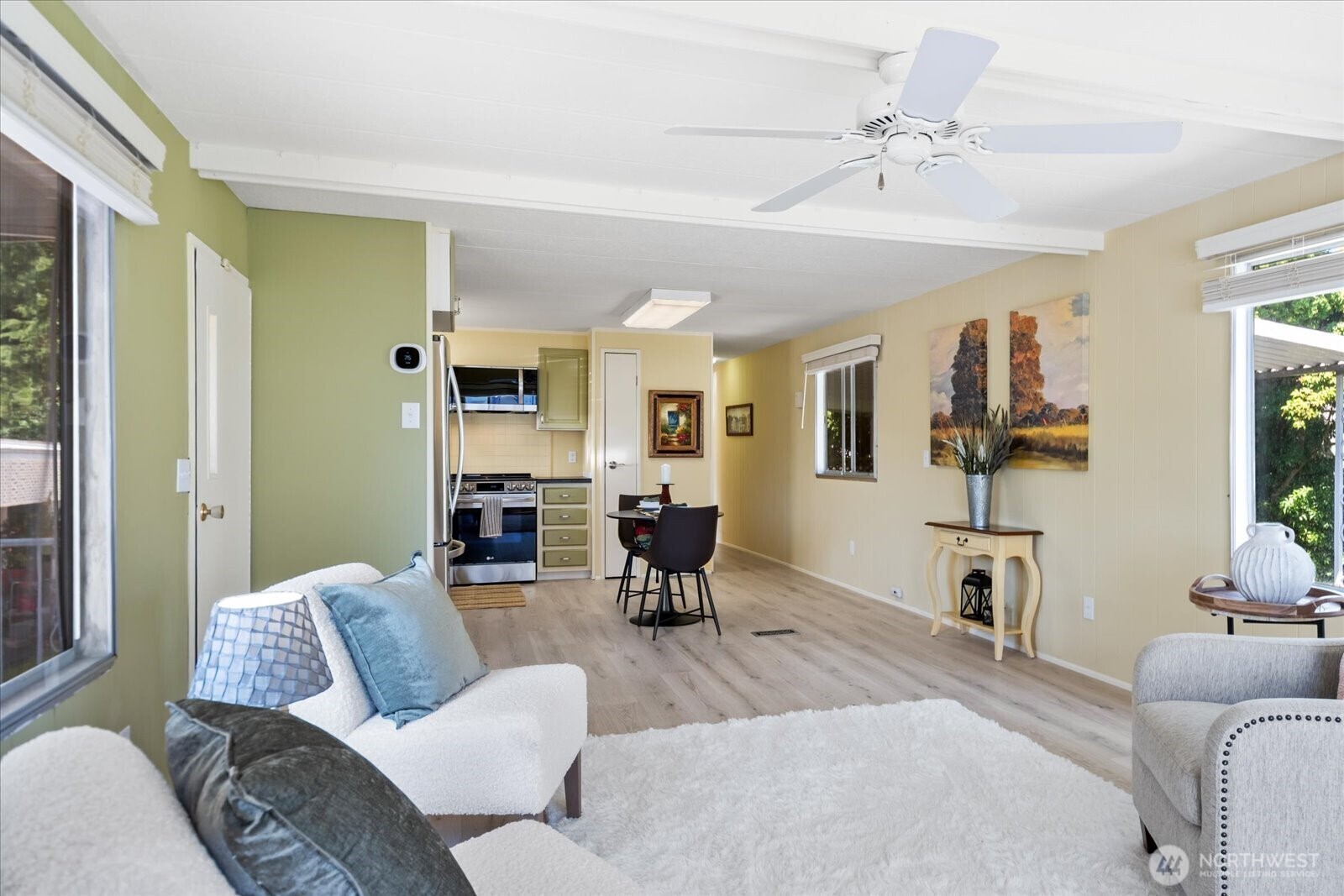 Property Photo: 4111 164th Street SW 61 WA 98087
