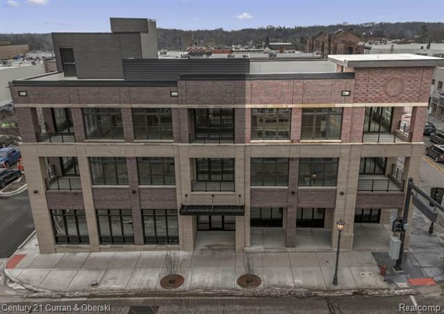 Property Photo: 156 N Center Street Unit 301 MI 48167