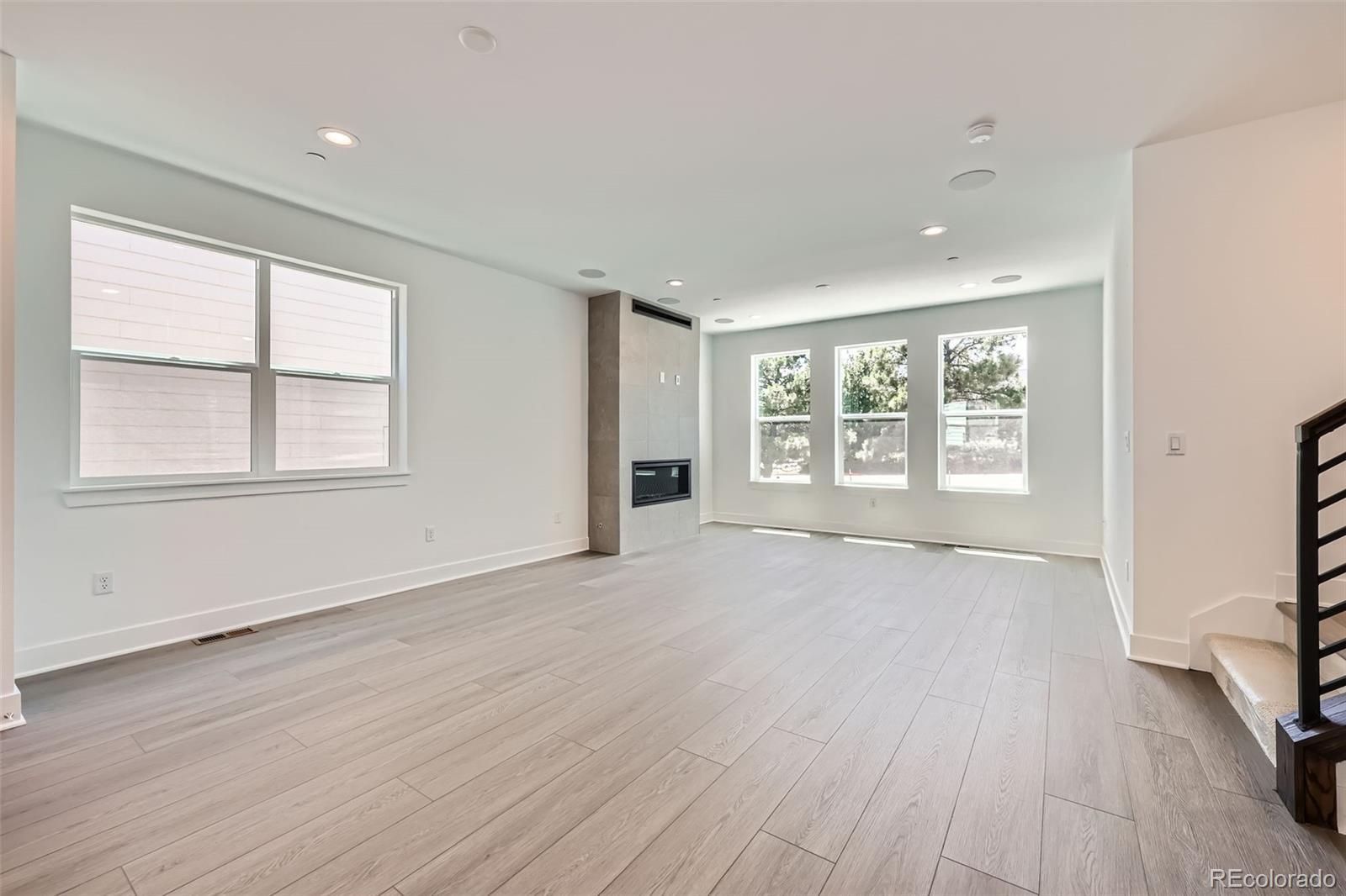 Property Photo: 10898 E Hinsdale Circle CO 80112