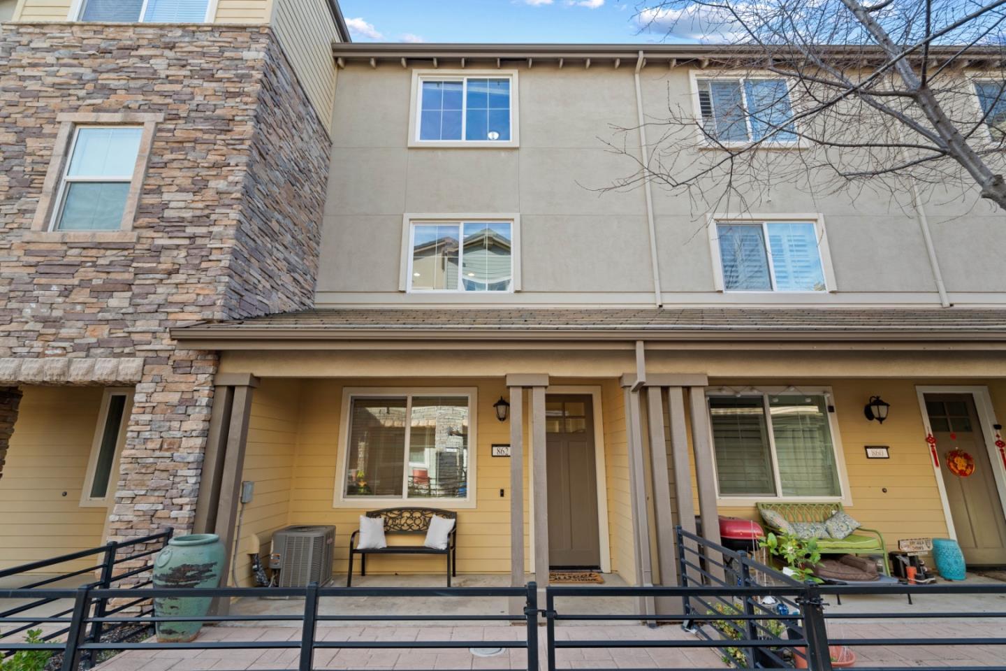Property Photo:  862 White Moonstone Loop  CA 95123 