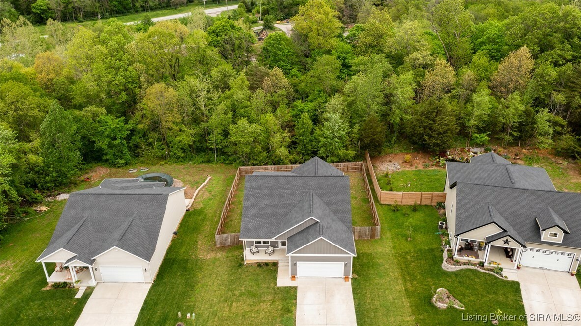 Property Photo:  418 Pine Drive Circle  IN 47126 