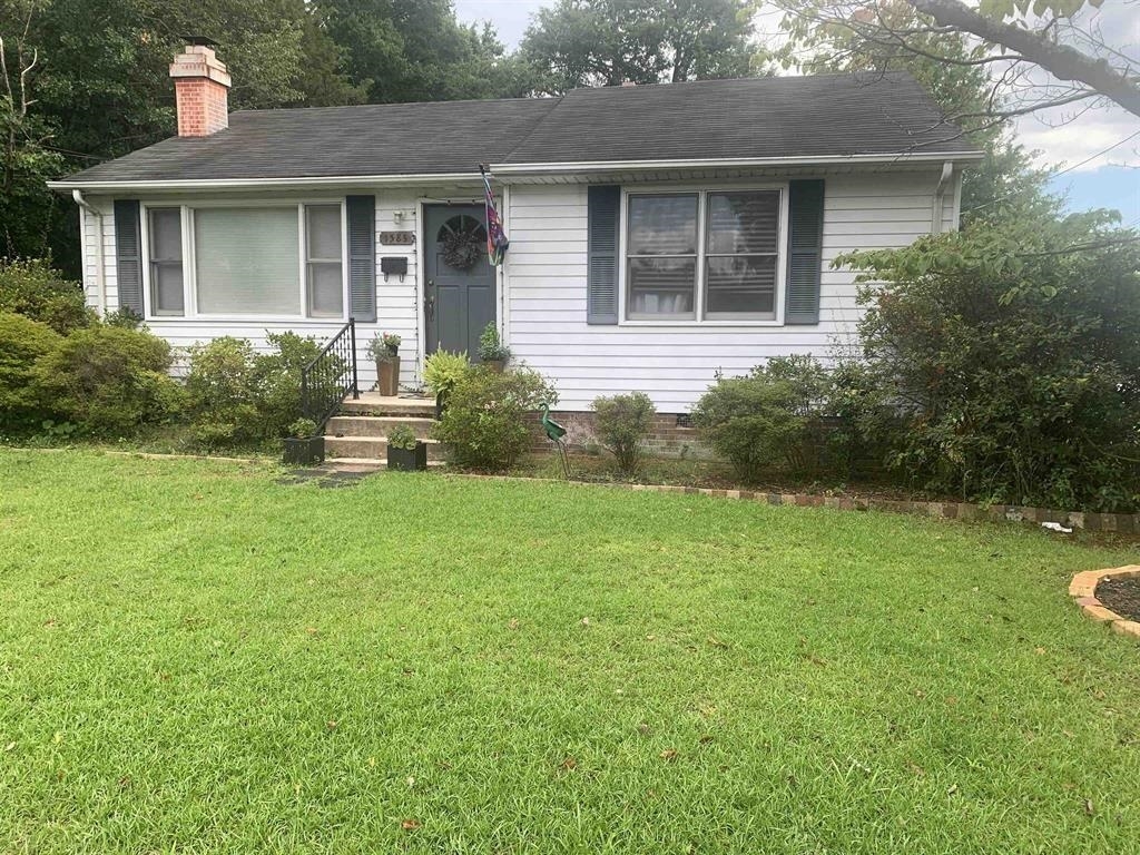 Property Photo: 1585 Old Charlotte Road SC 29307
