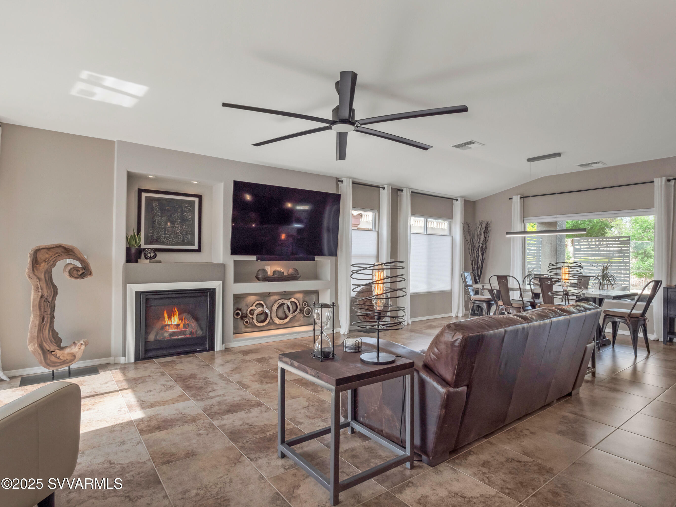 Property Photo: 703 S Rainbow Ridge Drive AZ 86325