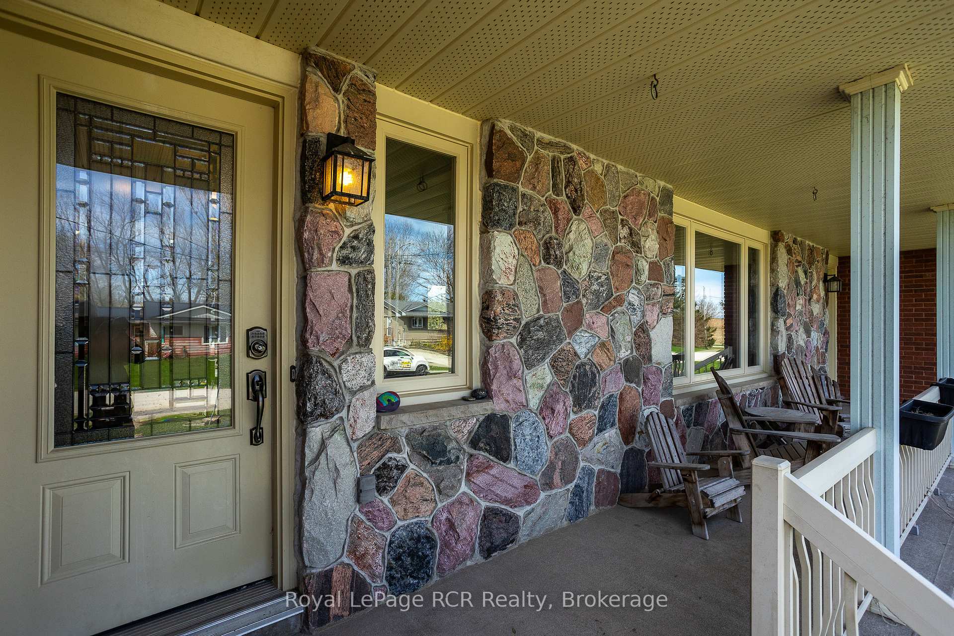 Property Photo: 37 Alice Street ON N0H 1A0