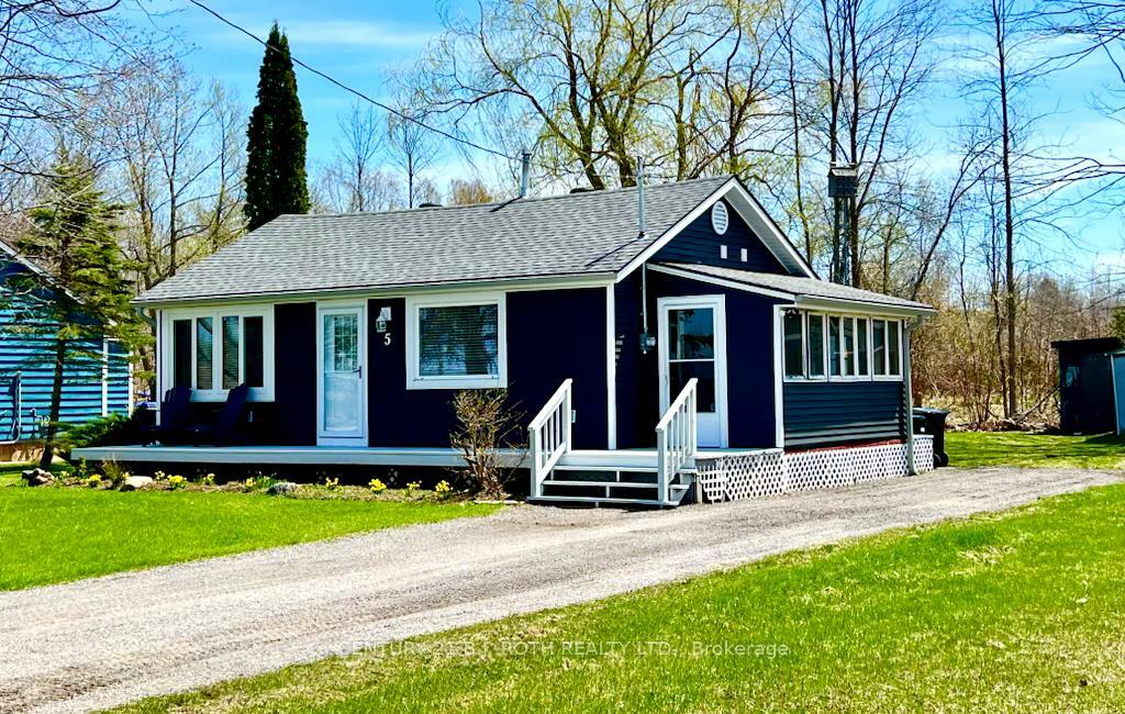 5 Delta Drive S  Tay ON L0K 2C0 photo
