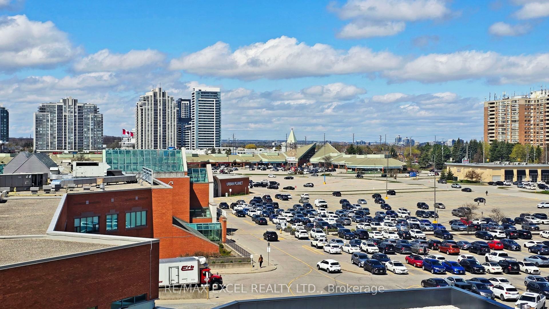 Property Photo:  50 Upper Mall Way 531  ON L4J 0L8 