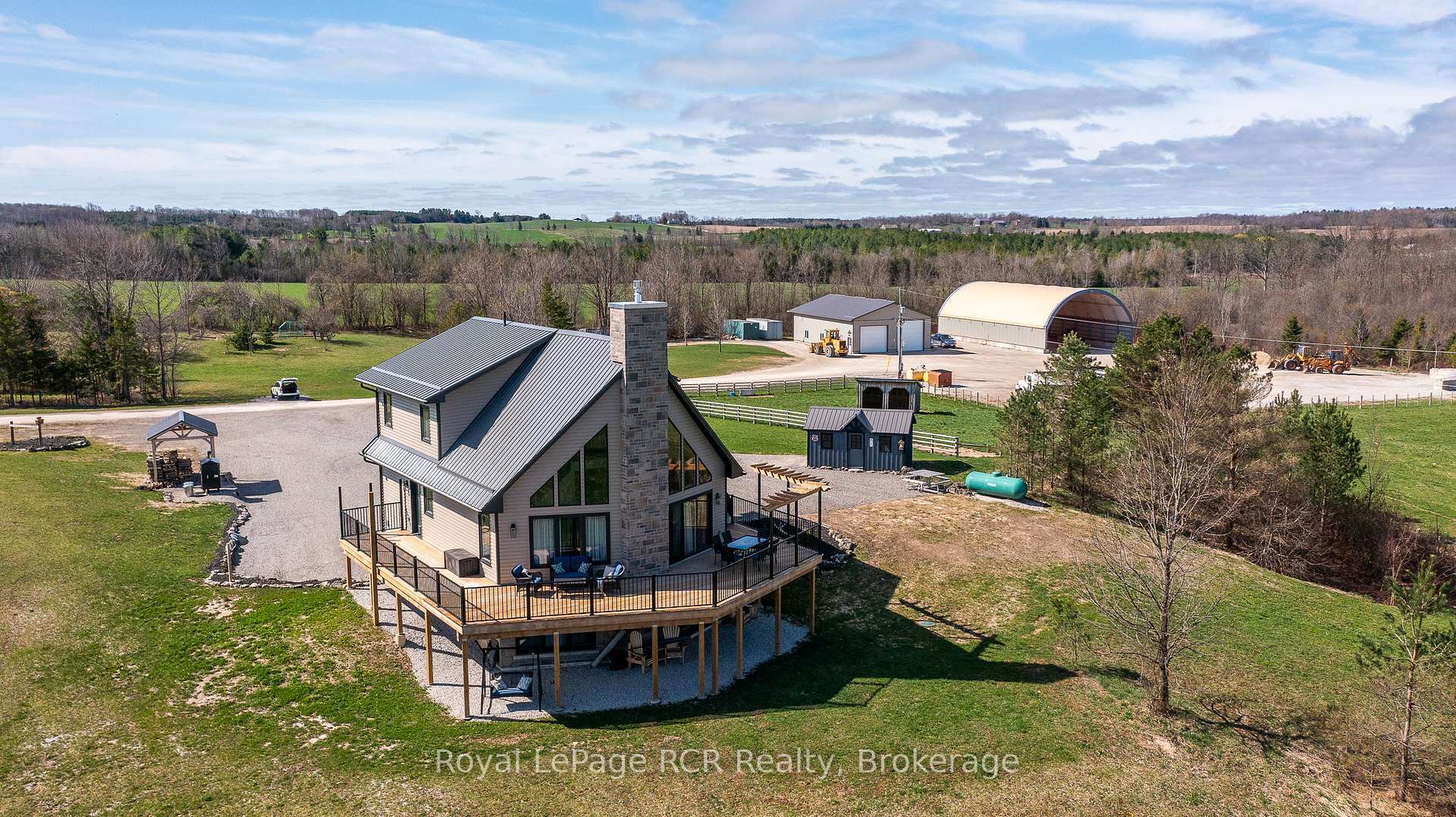 Property Photo: 742654 Sideroad 4B Side Road ON N0H 1G0