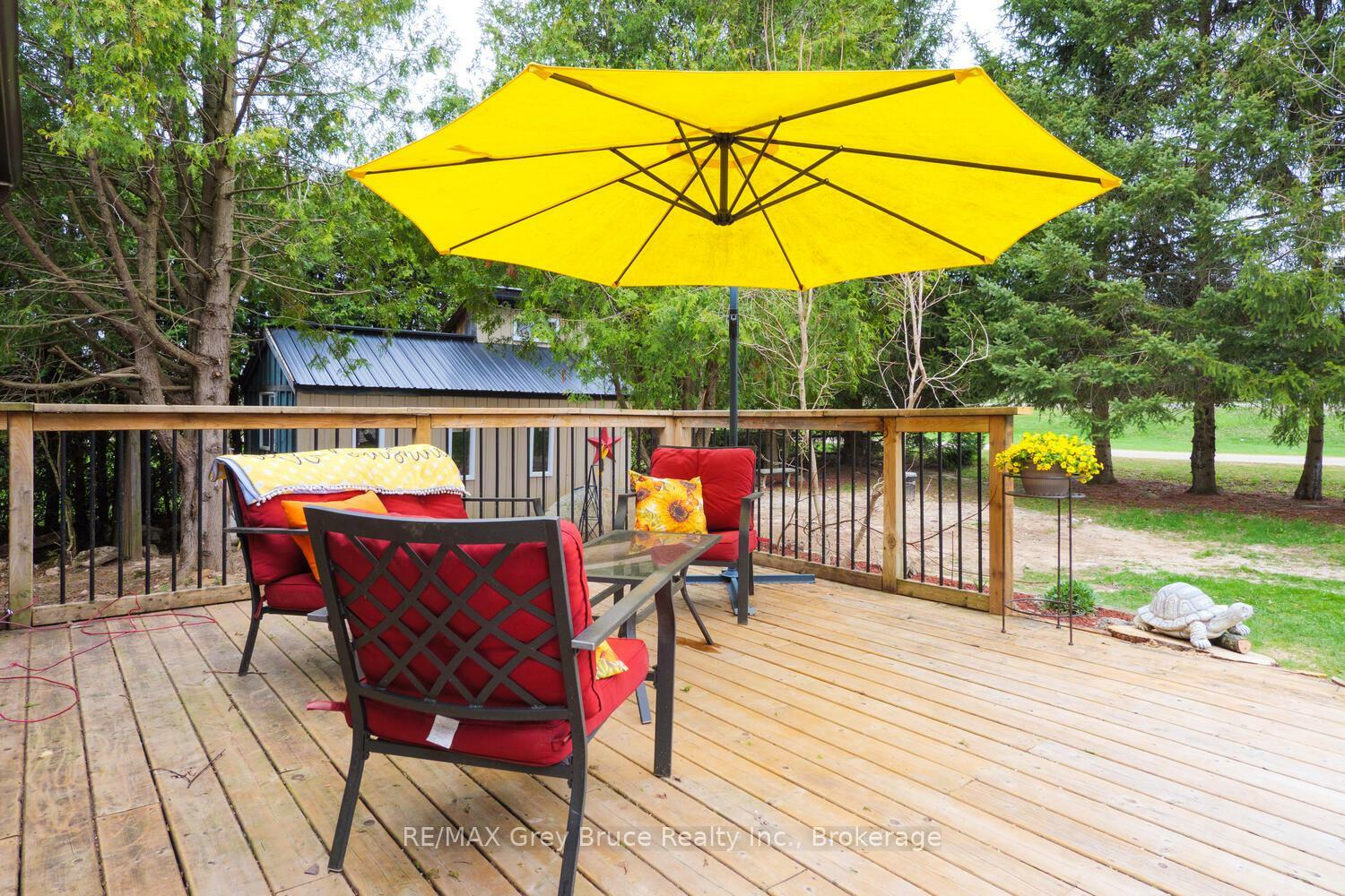 Property Photo: 106 Elder Lane ON N0H 1G0
