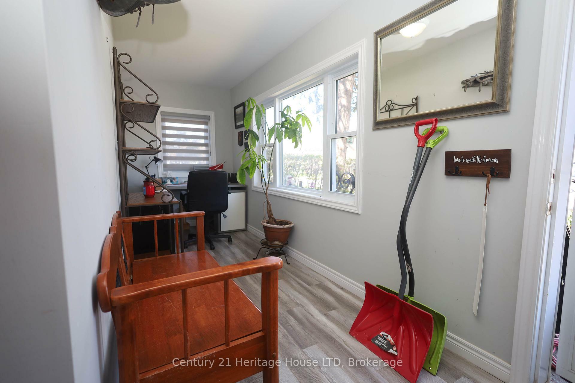 Property Photo: 264 Henrietta Street ON L2A 2K7