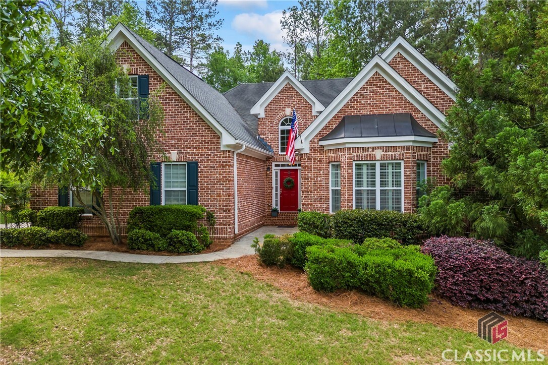 Property Photo: 200 Sedgefield Place GA 30606