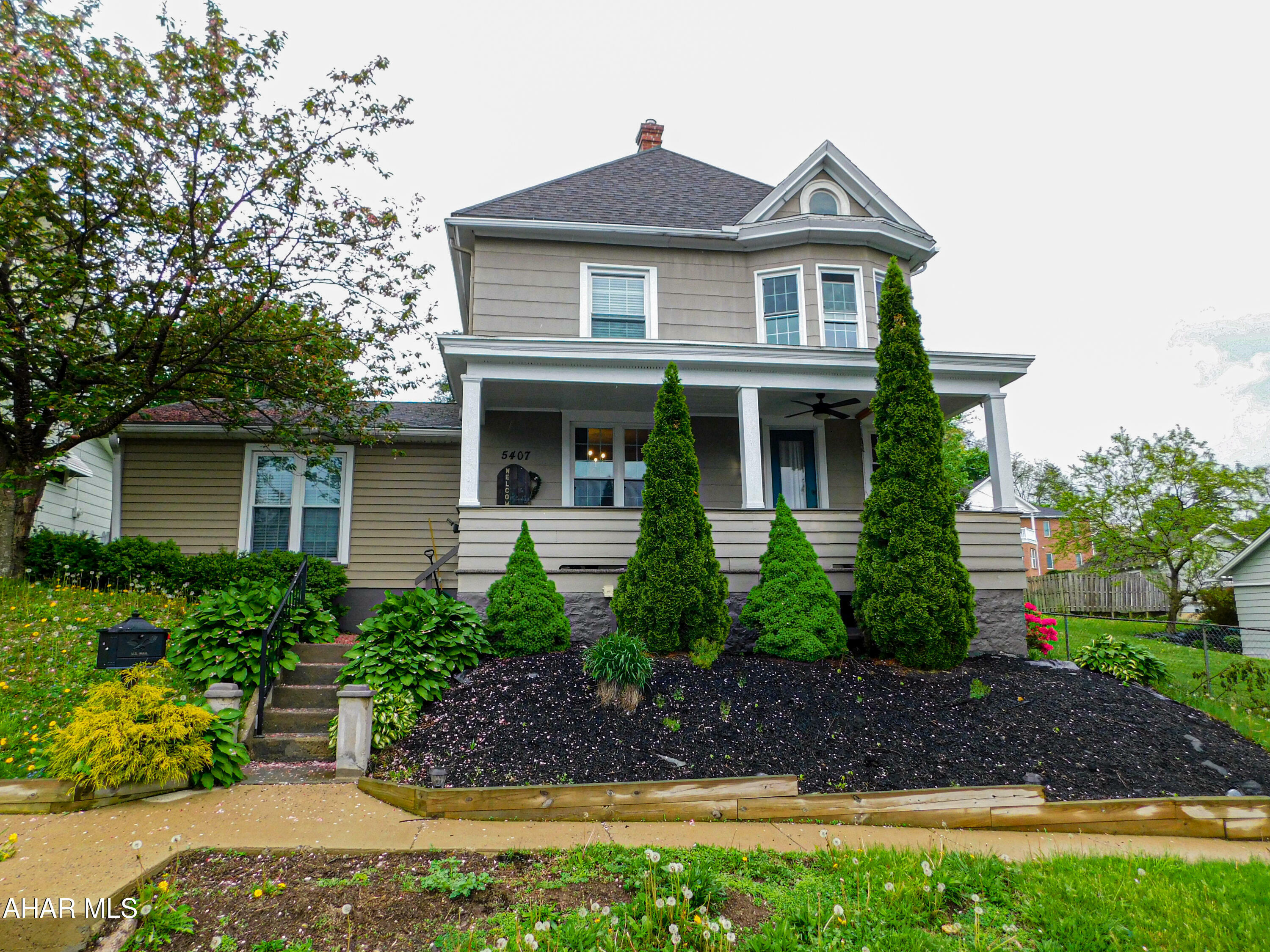 Property Photo: 5407 Montrose Avenue PA 16602