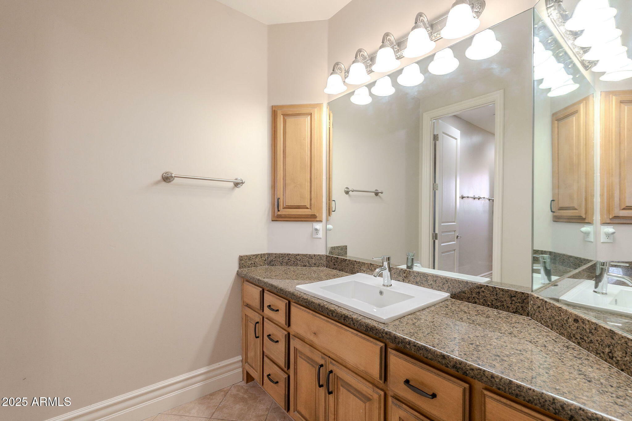 Property Photo: 3949 E Norcroft Circle AZ 85215