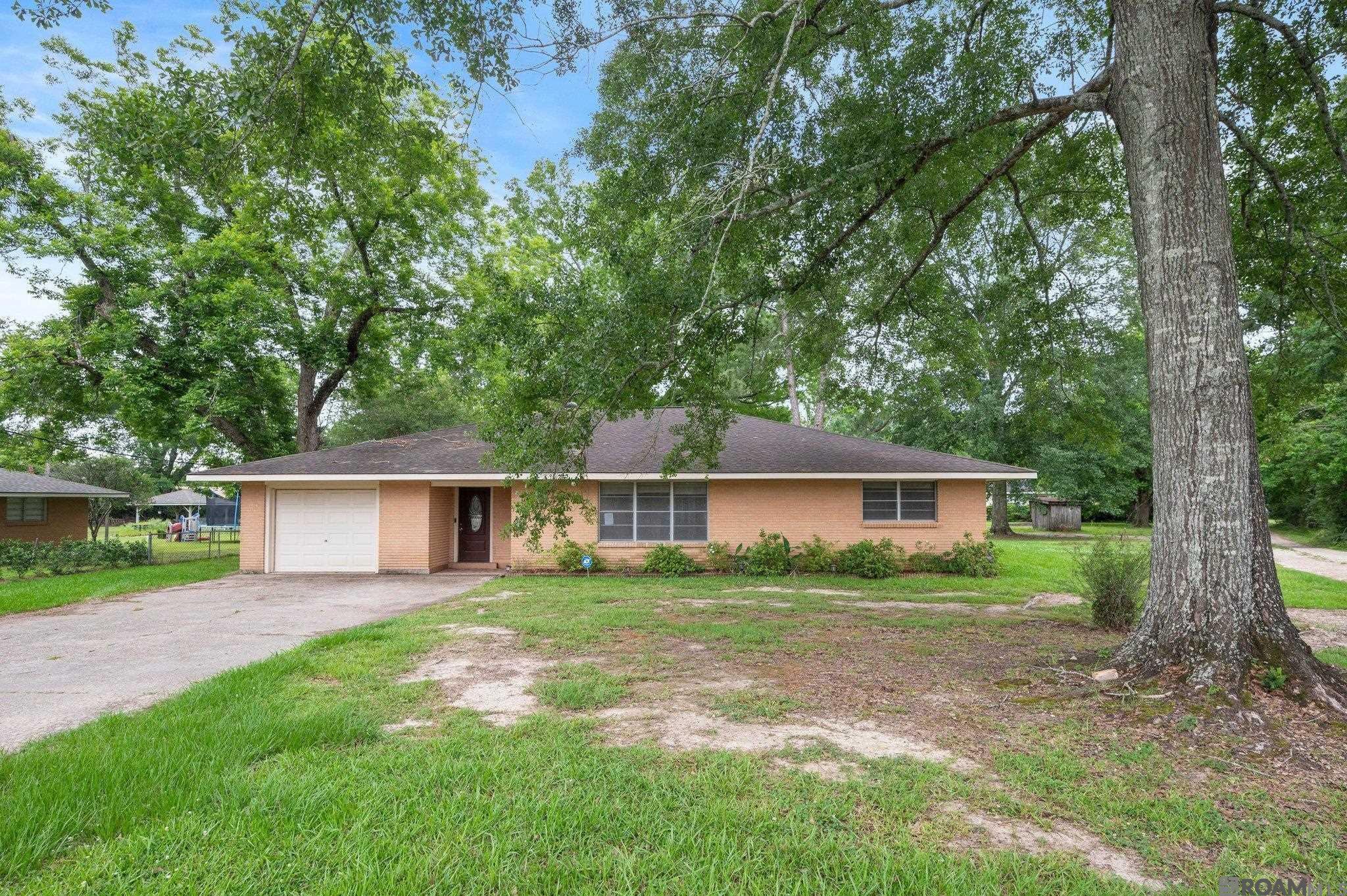 Property Photo: 15442 Old Hammond Hwy LA 70816