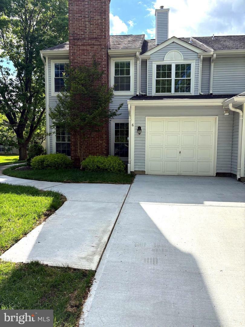 Property Photo: 6 Colebrook Court NJ 08540