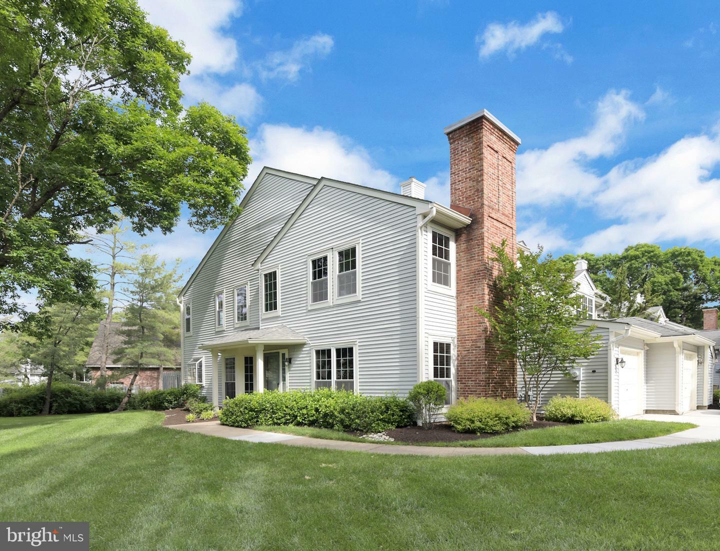Property Photo: 6 Colebrook Court NJ 08540