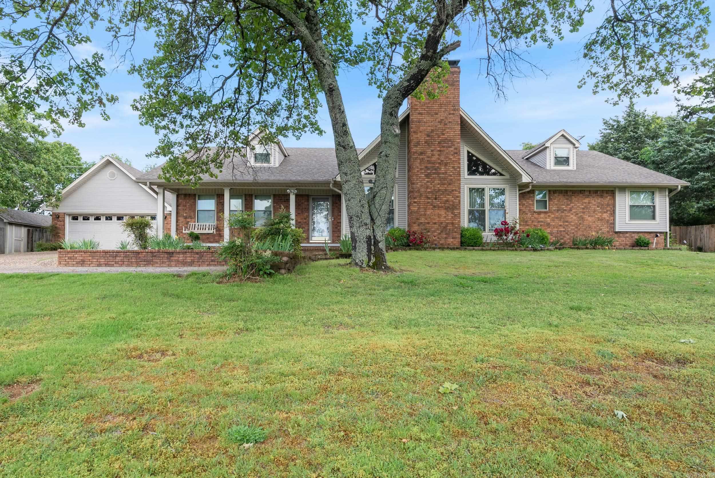 Property Photo: 1000 Grandview Heights Dr AR 72032