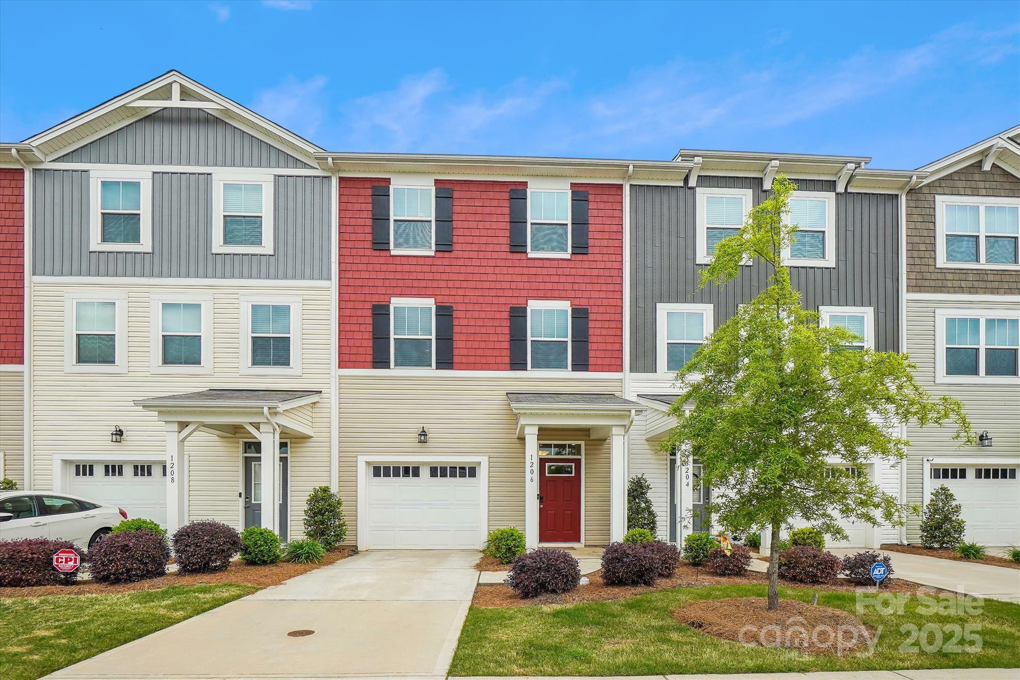 Property Photo: 1206 Keydet Drive NC 28216