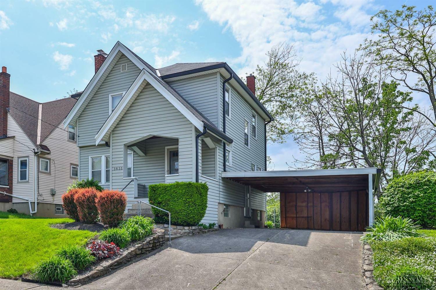 Property Photo: 3635 Barberry Avenue OH 45207