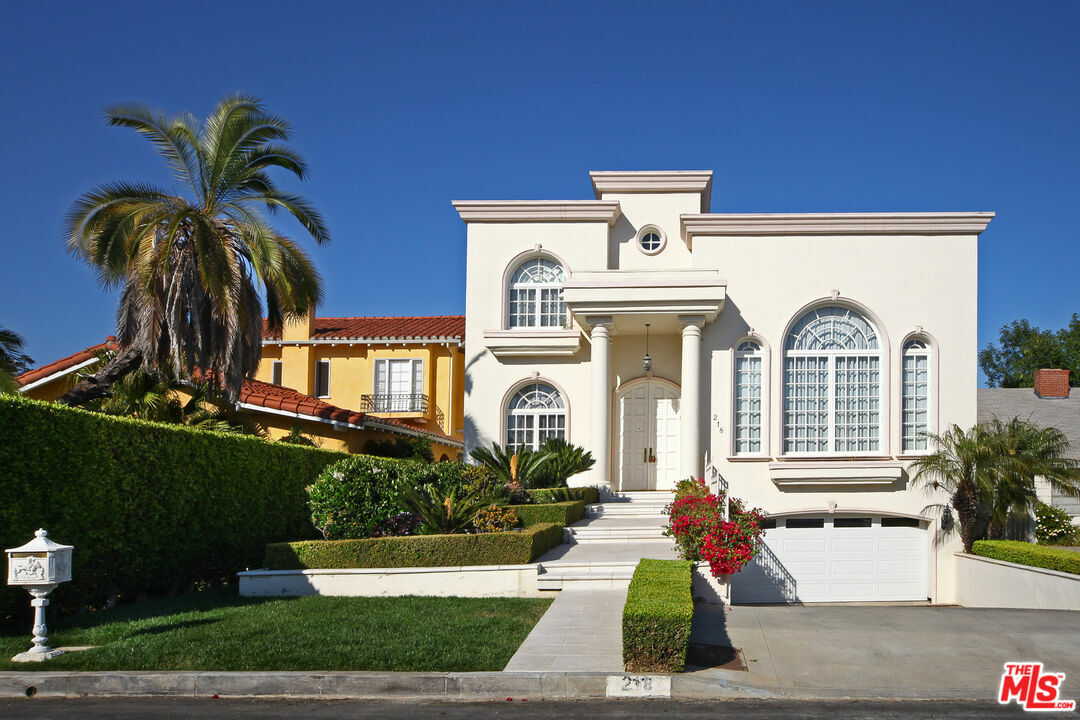 Property Photo: 218 S Medio Dr CA 90049