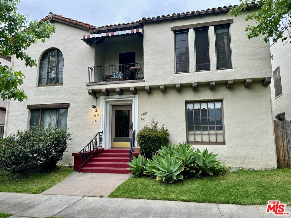 Property Photo: 351 N Orange Grove Ave CA 90036
