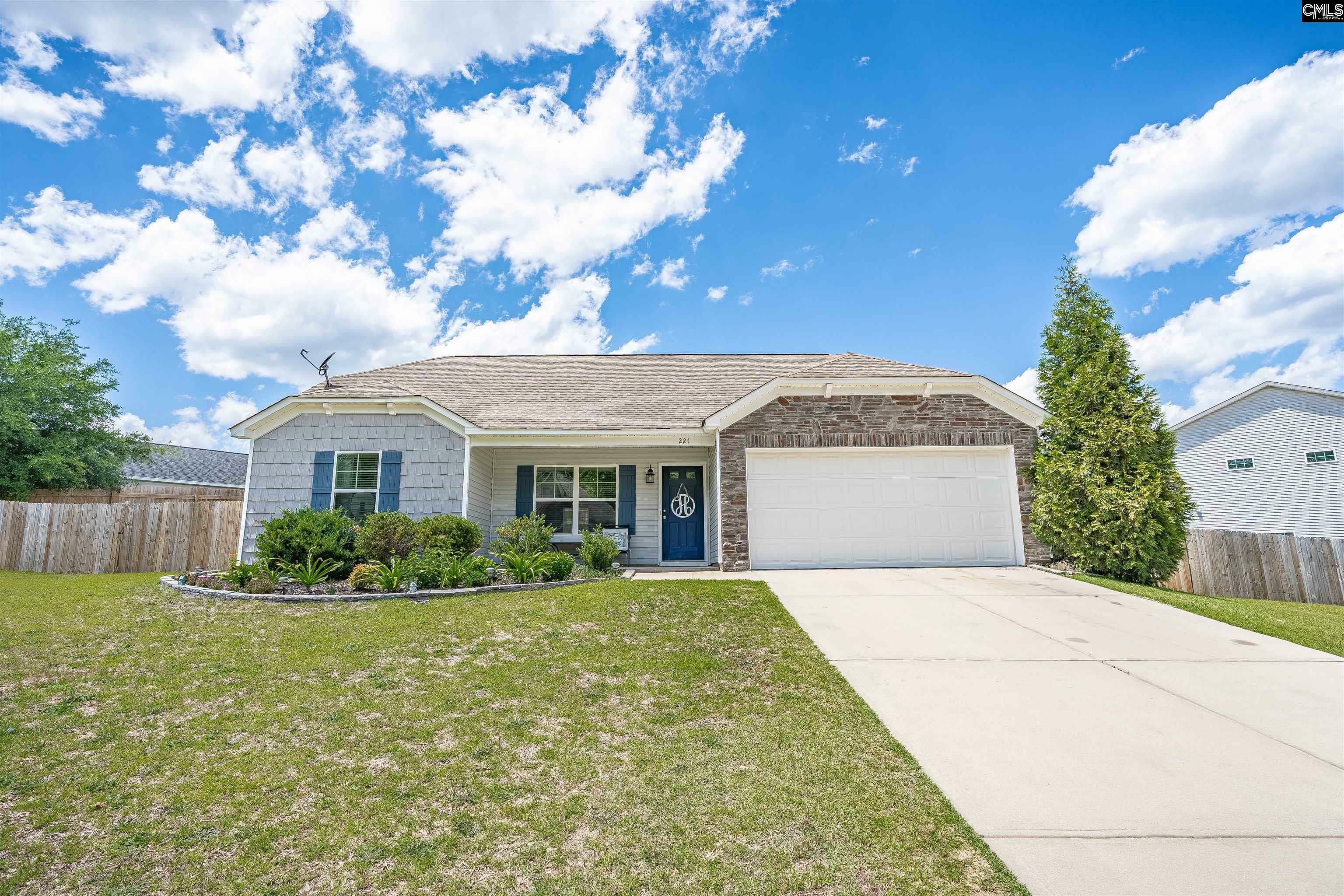 Property Photo: 221 Isom SC 29170