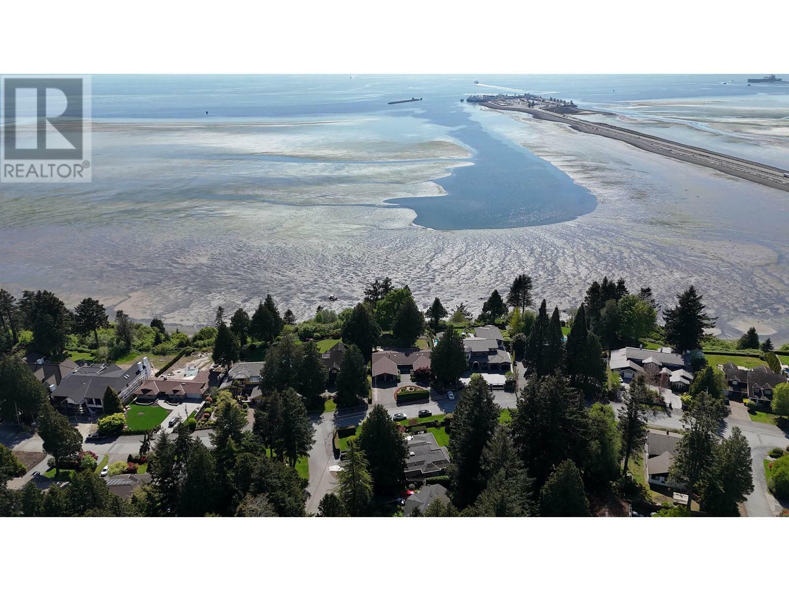 Property Photo:  1015 Pacific Drive  BC V4M 2K2 